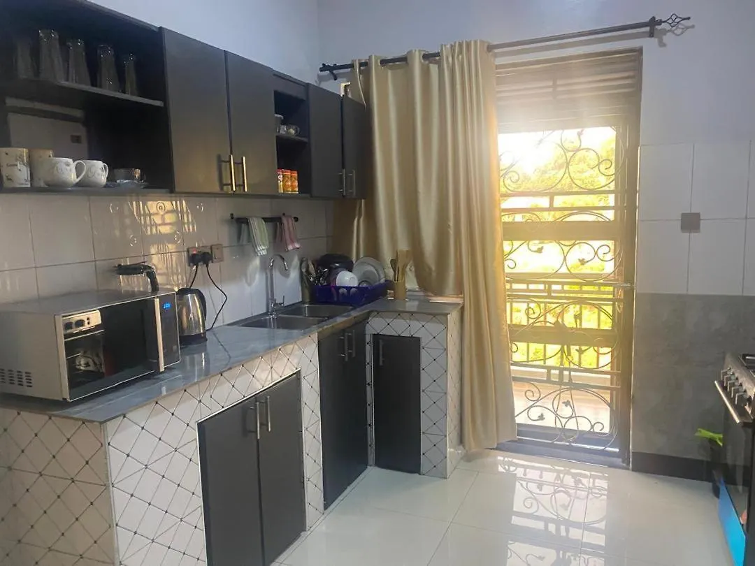 Luxe 2Br Apartment In Kampala
