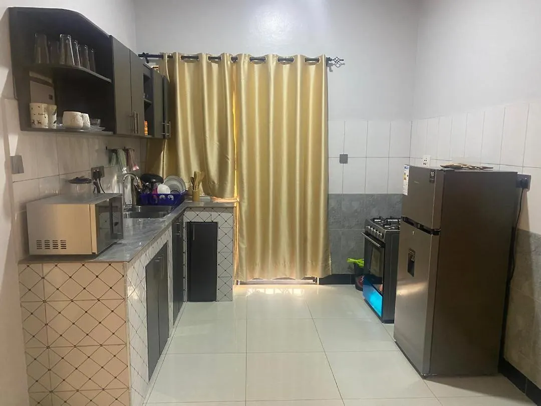 Luxe 2Br Apartment In Kampala