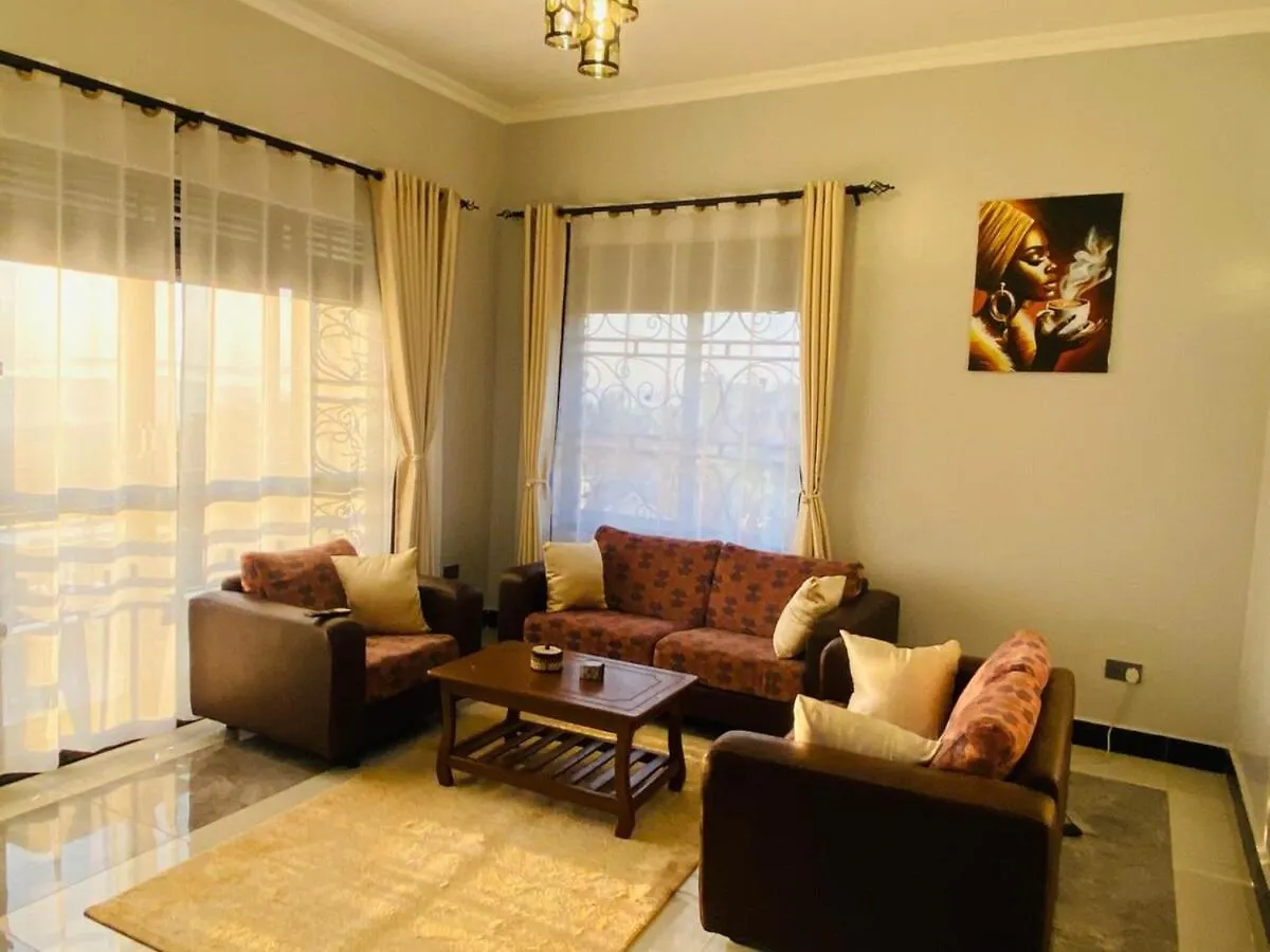 Luxe 2Br Apartment In Kampala