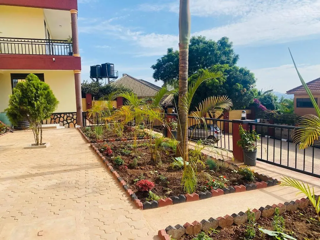 Luxe 2Br Apartment In Kampala