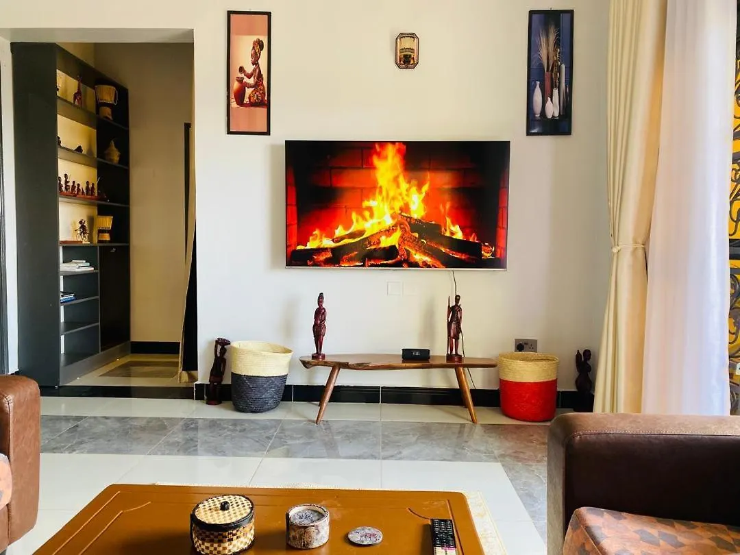 Luxe 2Br Apartment In Kampala